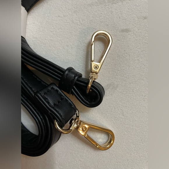 NWT AOTA Vegan Faux Croc Textured Leather Black Bucket Bag - Picture 14 of 16